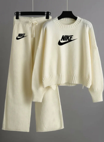 NK-Black women's matching set with a cropped top and trousers